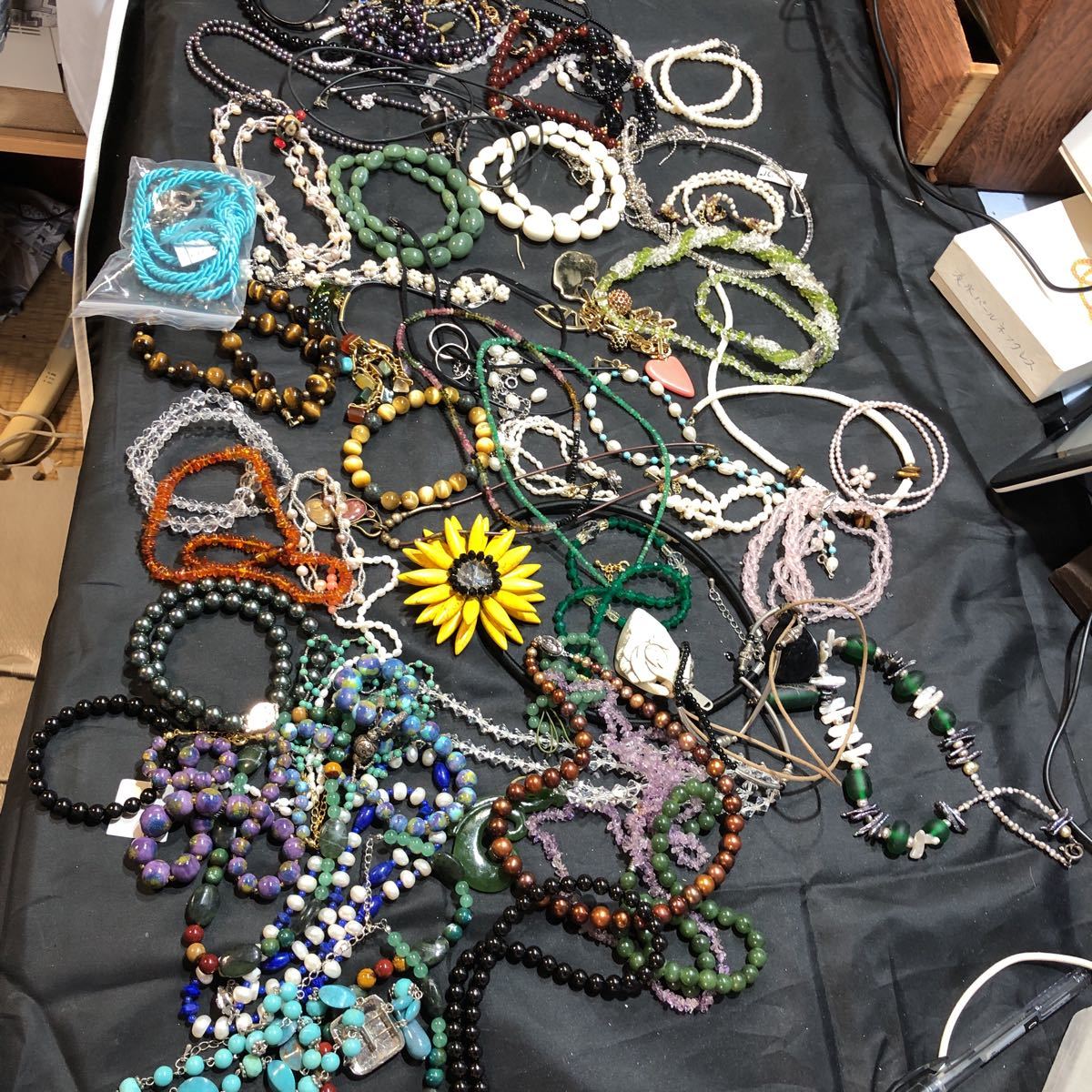 はこぽす対応商品】 大量セット アクセサリー天然石琥珀エメラルドト