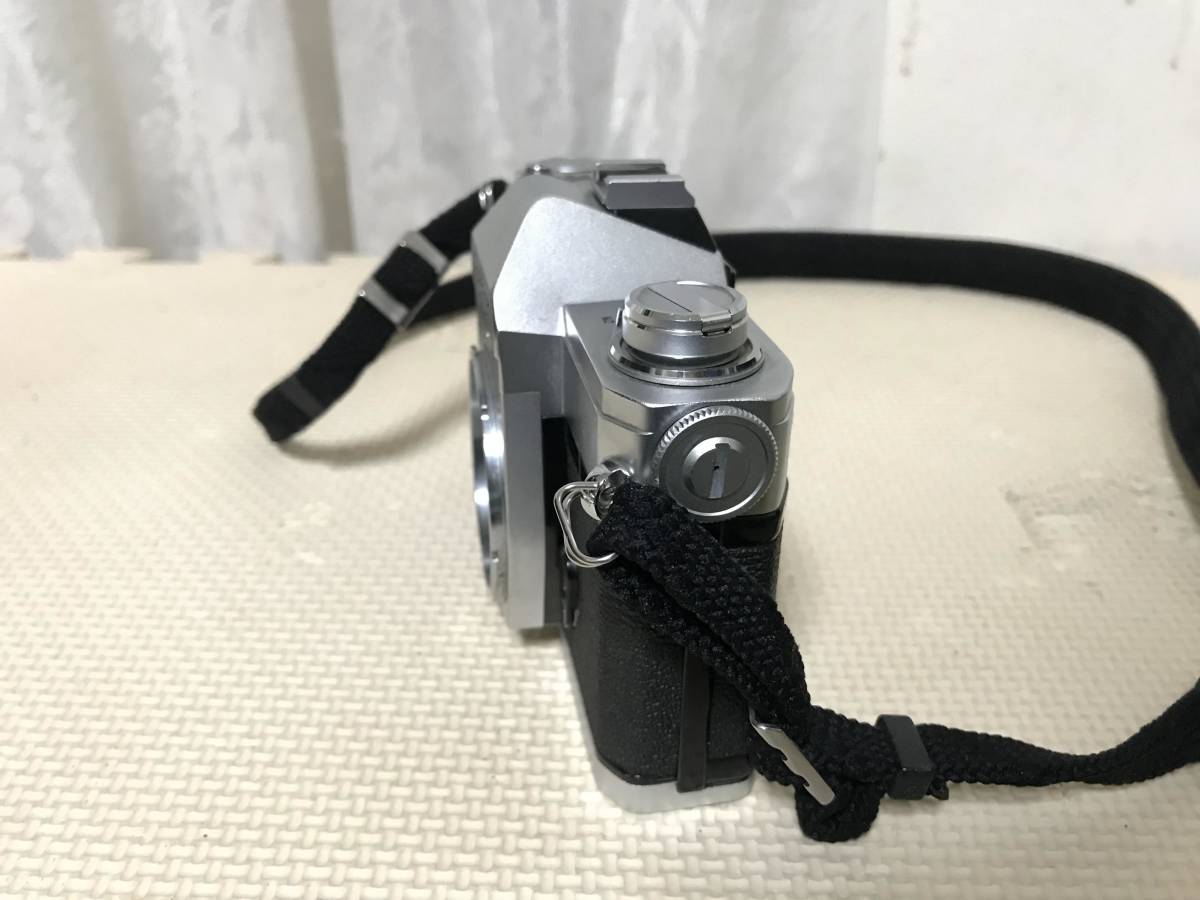 M0982 キャノン CANON FTb シルバー ボディ ジャンク品　全国送料無料_画像3