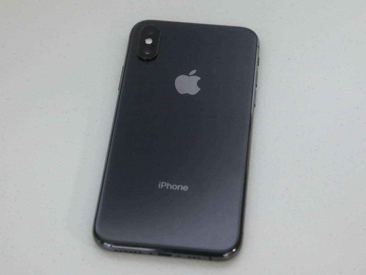 超美品 iPhoneXS 64GB スペースグレイ ドコモSIMロック解除済み〇 SIM