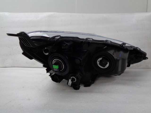 992997-2　TOYOTA　アクア　NHP10　左ライト　参考品番：81150-52E60/1 【社外新品】_画像4