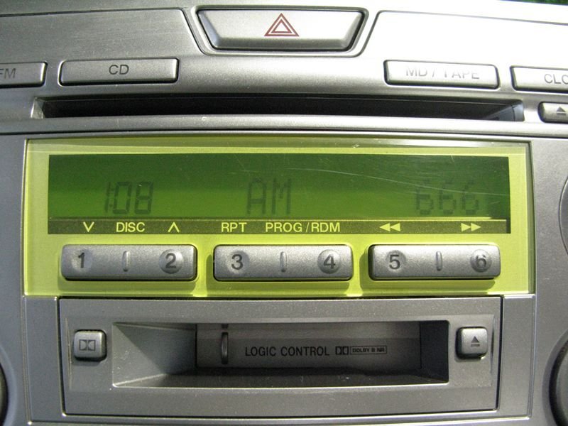 [psi] Mazda DY3W DY5W Demio оригинальный CD* кассета аудио рабочее состояние подтверждено 