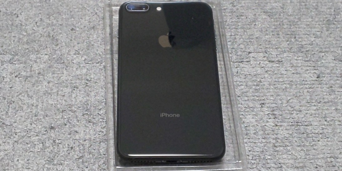 Apple iPhone 8 Plus Space Gray GB A MQ9K2J/A スペースグレイ