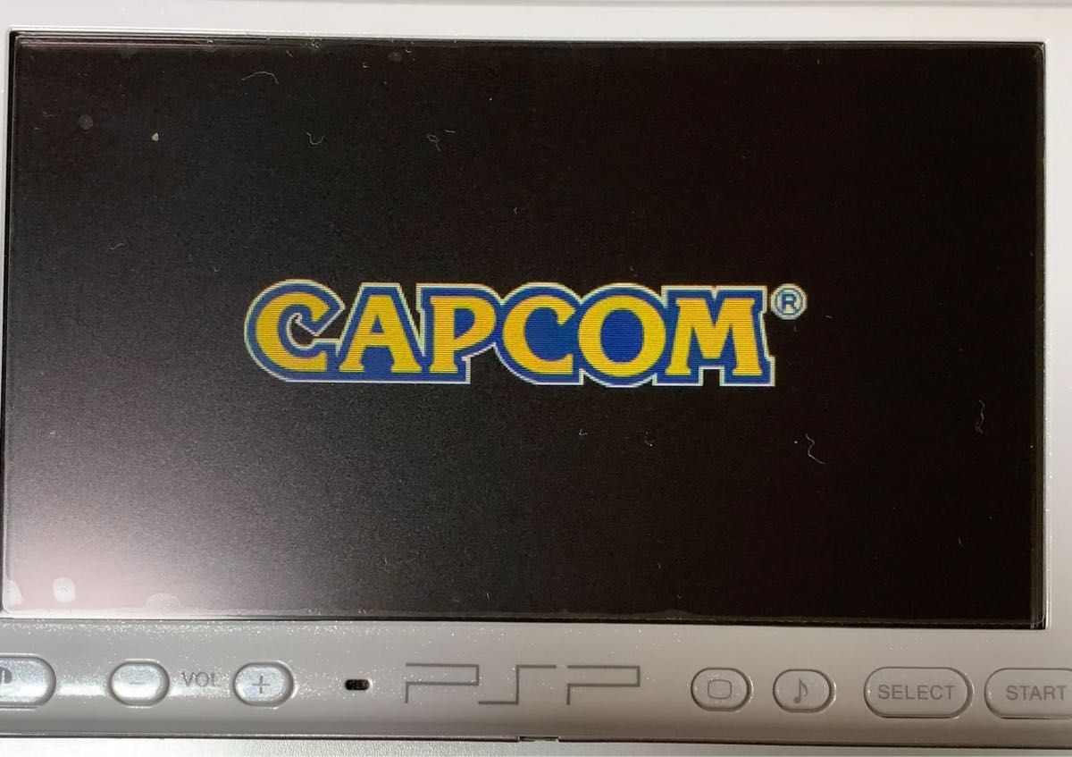 美品 PSP3000 パールホワイト + プレミアソフト含む15タイトル 美品 PSP3000 パールホワイト + プレミアソフト含む15タイトル