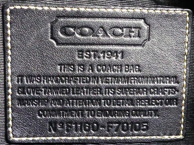 即決★COACH★オールレザーショルダーバッグ オールドコーチ メンズ 黒 ブラック 本革 かばん 本皮 カバン 出張鞄 レディース 斜めかけ