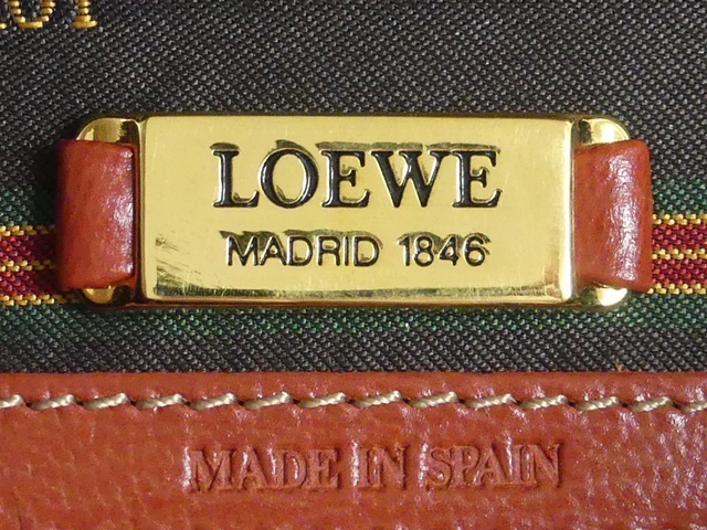 即決 スペイン製 LOEWE レザーハンドバッグ バニティバッグ ロエベ