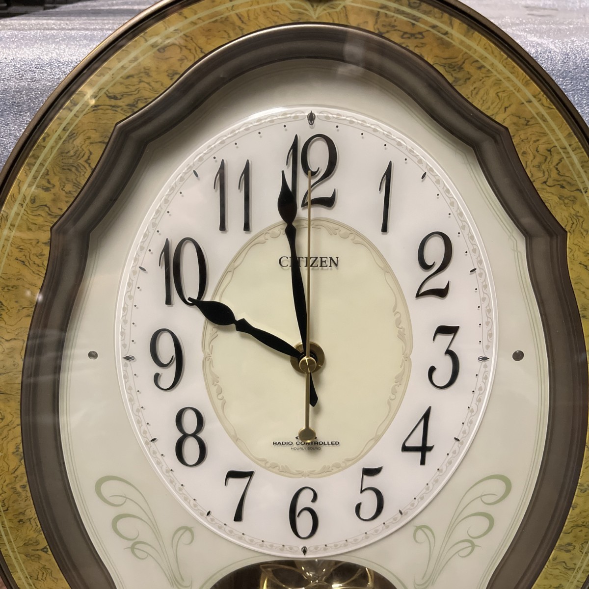 CITIZEN 壁掛け時計 からくり時計 電波時計 昭和レトロ　6通りのメロディが選べます。(稼働品)_画像1