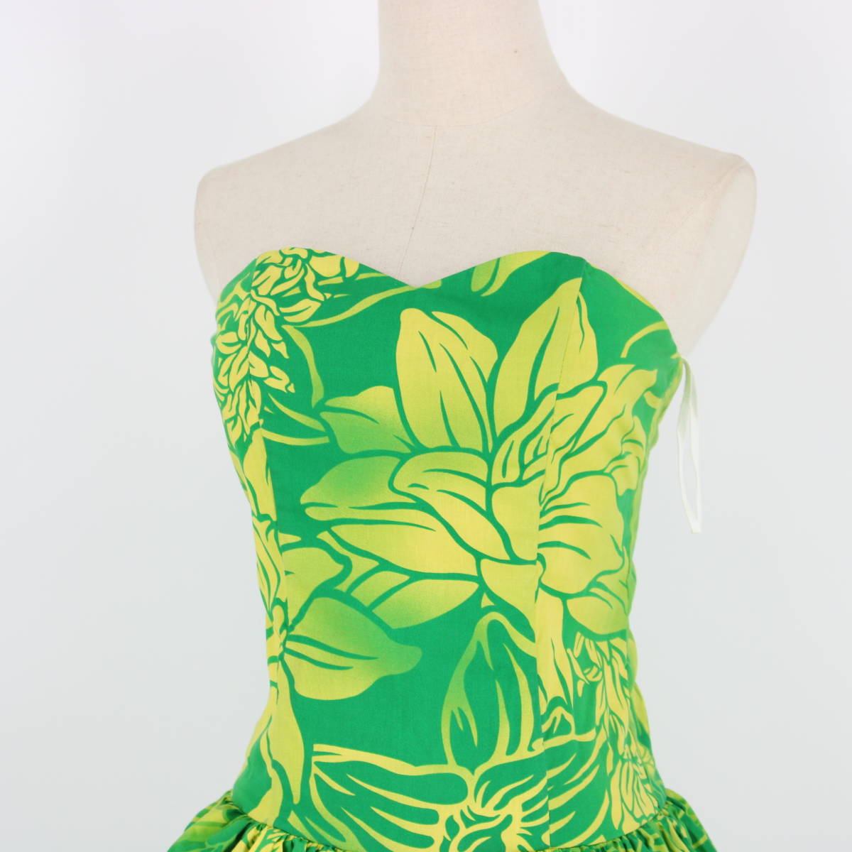 フラダンス フラ 衣装 ドレス グリーンドレス 黄緑 ハワイ製 美品 発表