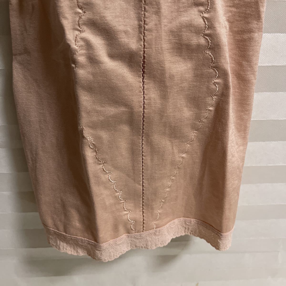  обычная цена 2000 с биркой li балка River три в одном, корректирующее нижнее белье, нижняя рубашка, внутренний рубашка, размер B80