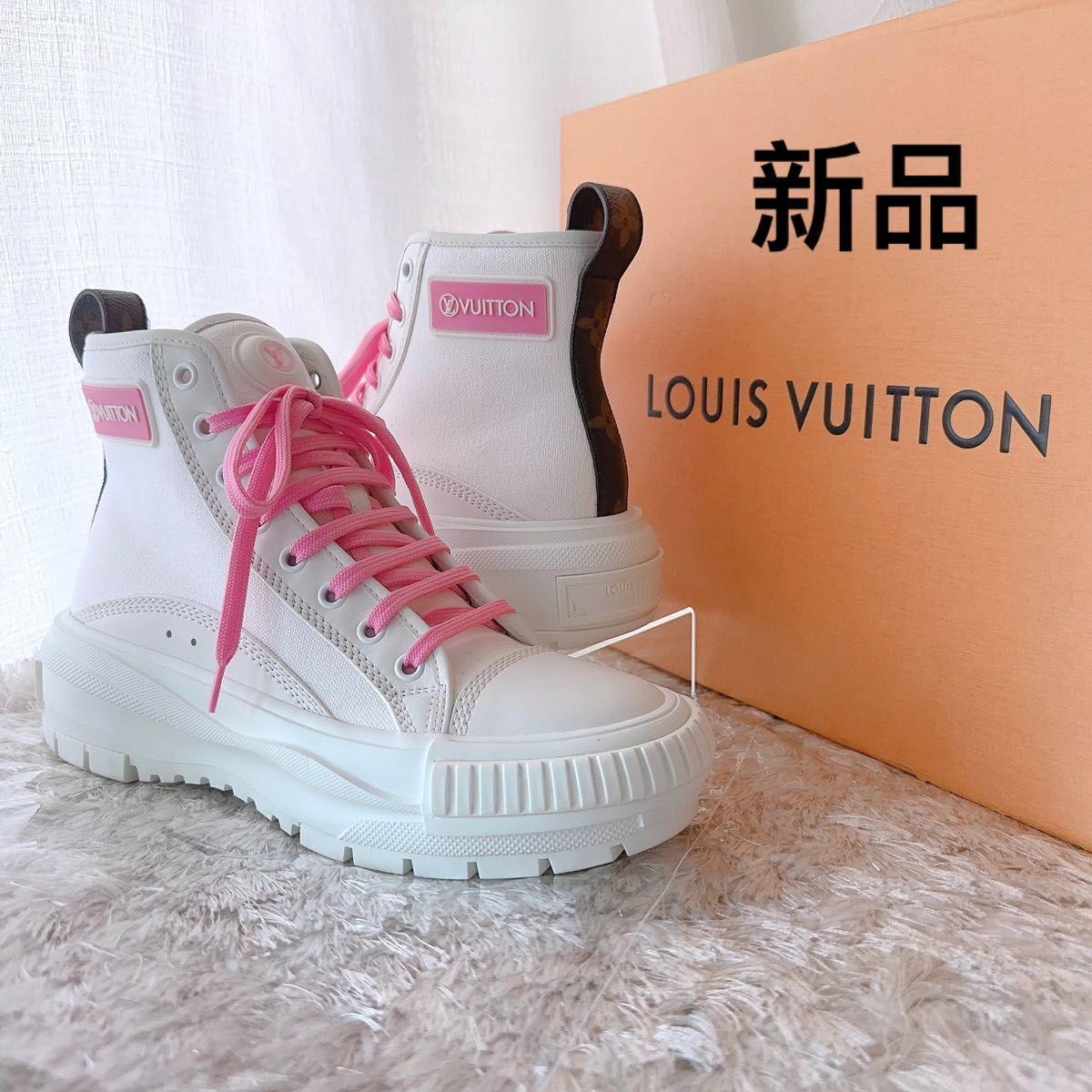 LOUIS VUITTON ルイヴィトン　モノグラム　スクァッド　ライン　ハイカット　スニーカー　靴　LV　厚底　モノグラム　新品