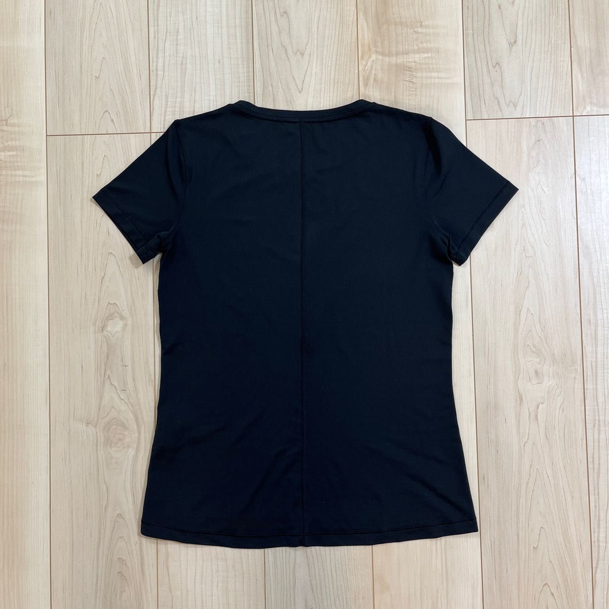 【アンダーアーマー】　heat gear    レディース　半袖Tシャツ　SM  ブラック