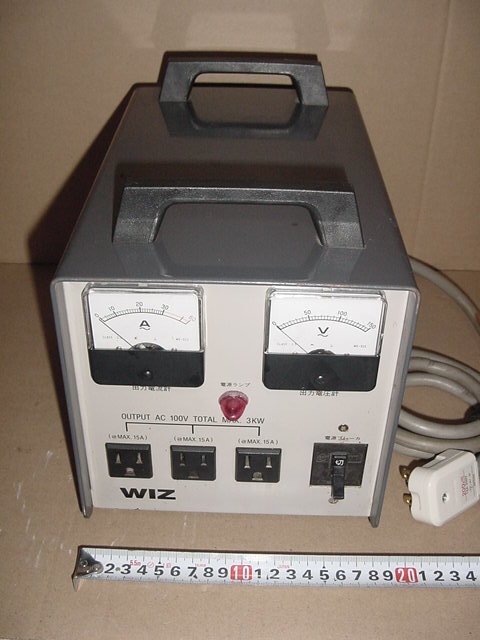 ★★★ WIZ 降圧トランス、入力:200V、出力:100V x 3、モデル:RINK-3.0、3kVA (動作確認済み)★中古品★_画像6