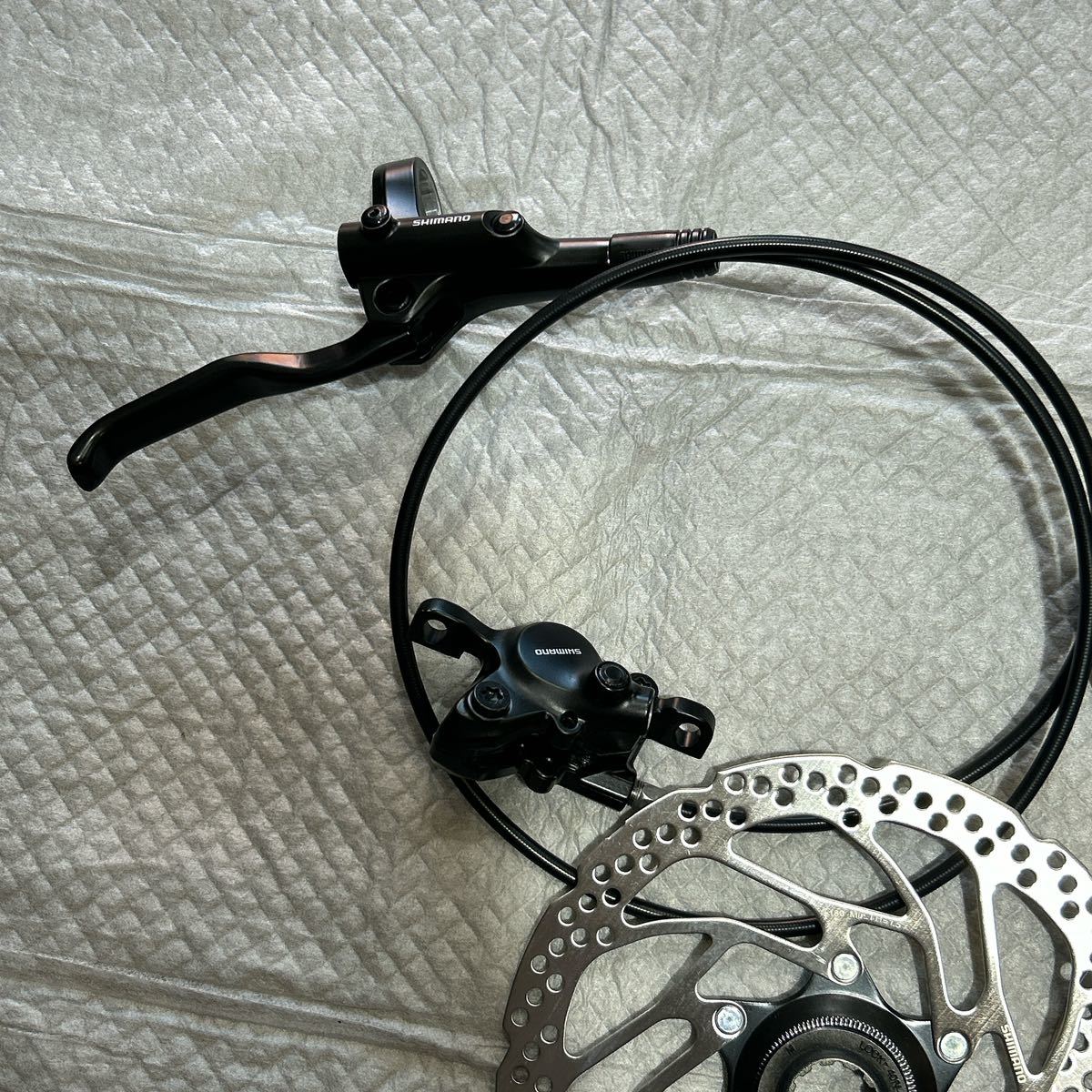 SHIMANO MT200系 ディスクブレーキ前後セット 完成車外し品_画像3