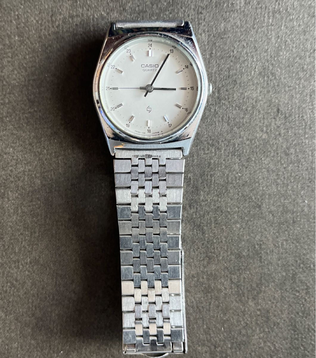 Casio QUARTZ 腕時計