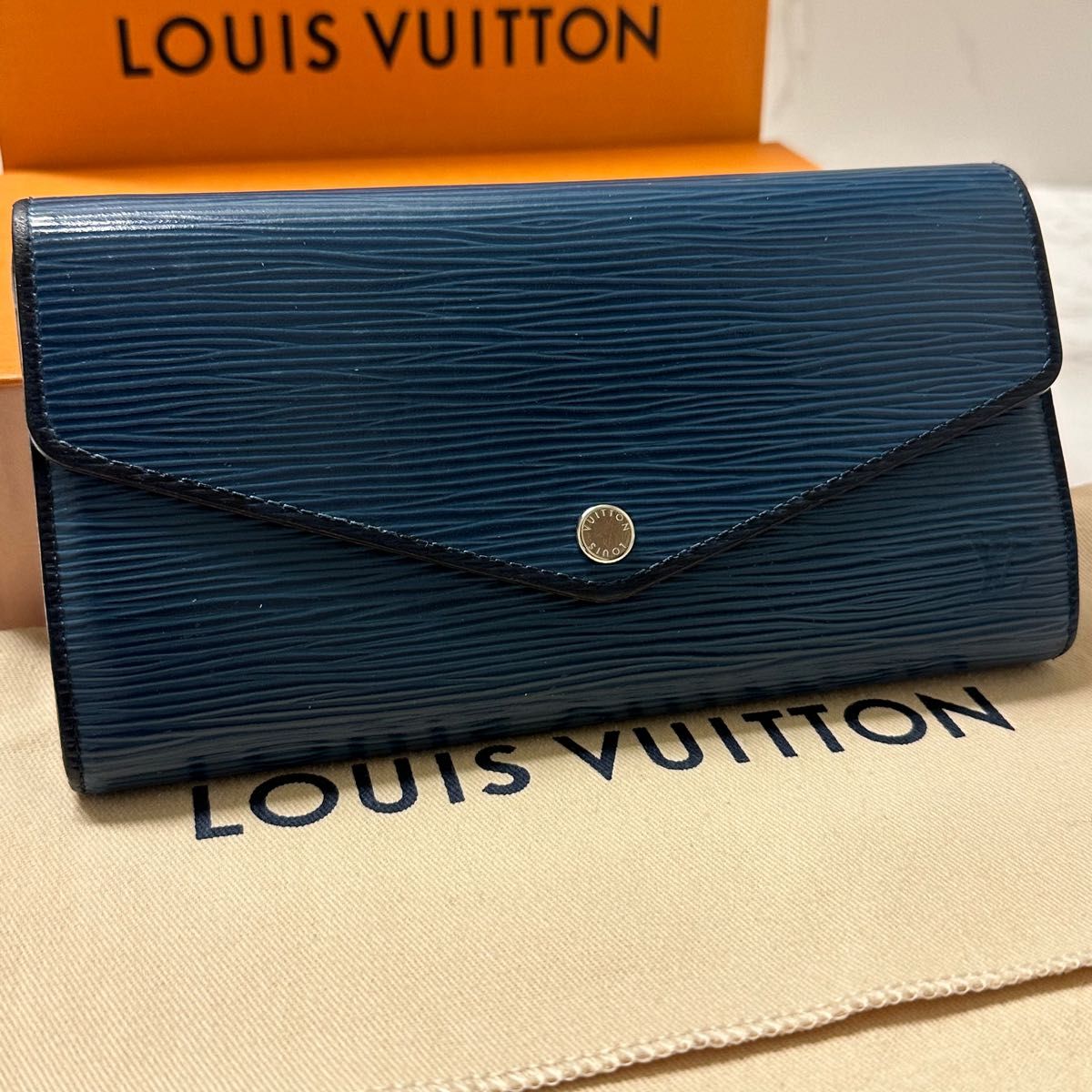 超良品 新作 ルイヴィトン LOUIS VUITTON エピ ポルトフォイユ サラ