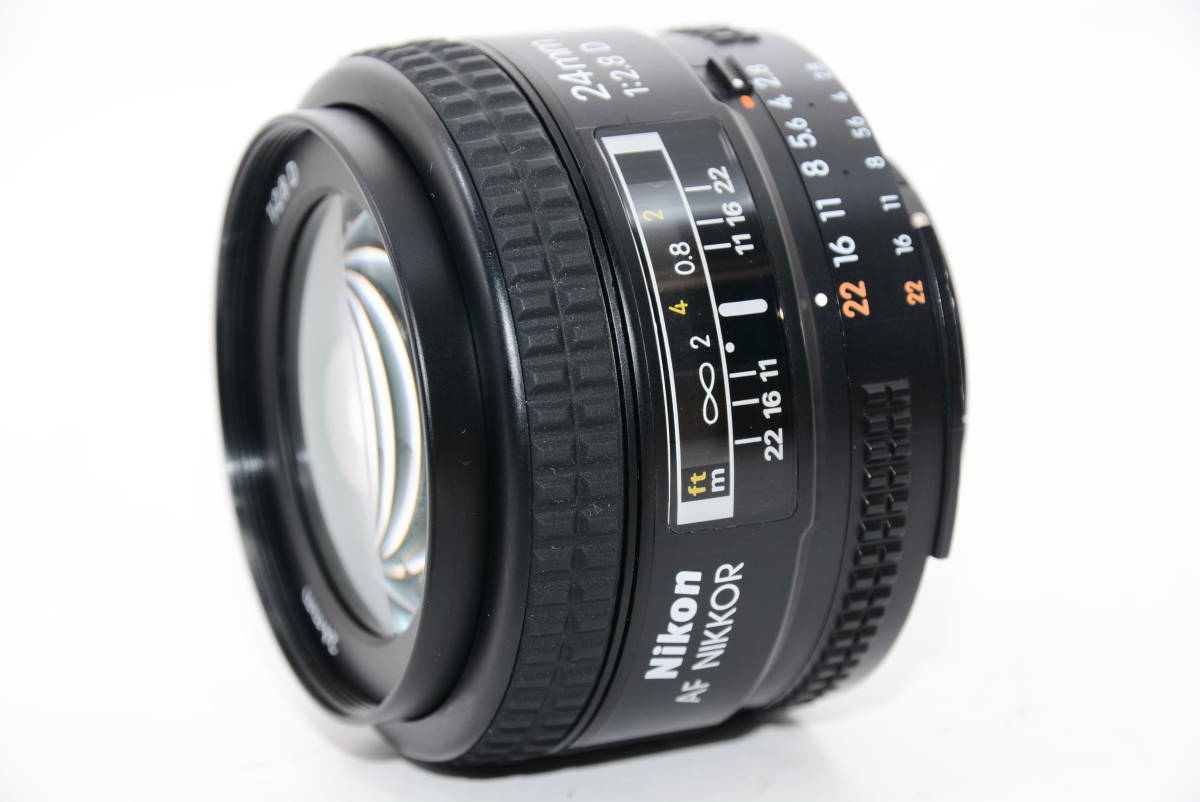 最新入荷 AF Ai 単焦点レンズ 【外観特上級】Nikon Nikkor フルサイズ