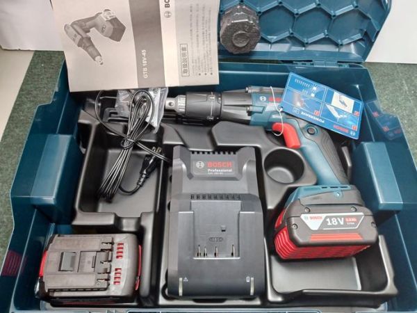  unused BOSCH Bosch cordless screw Driver GTB 18V-45 PROFESSIONAL