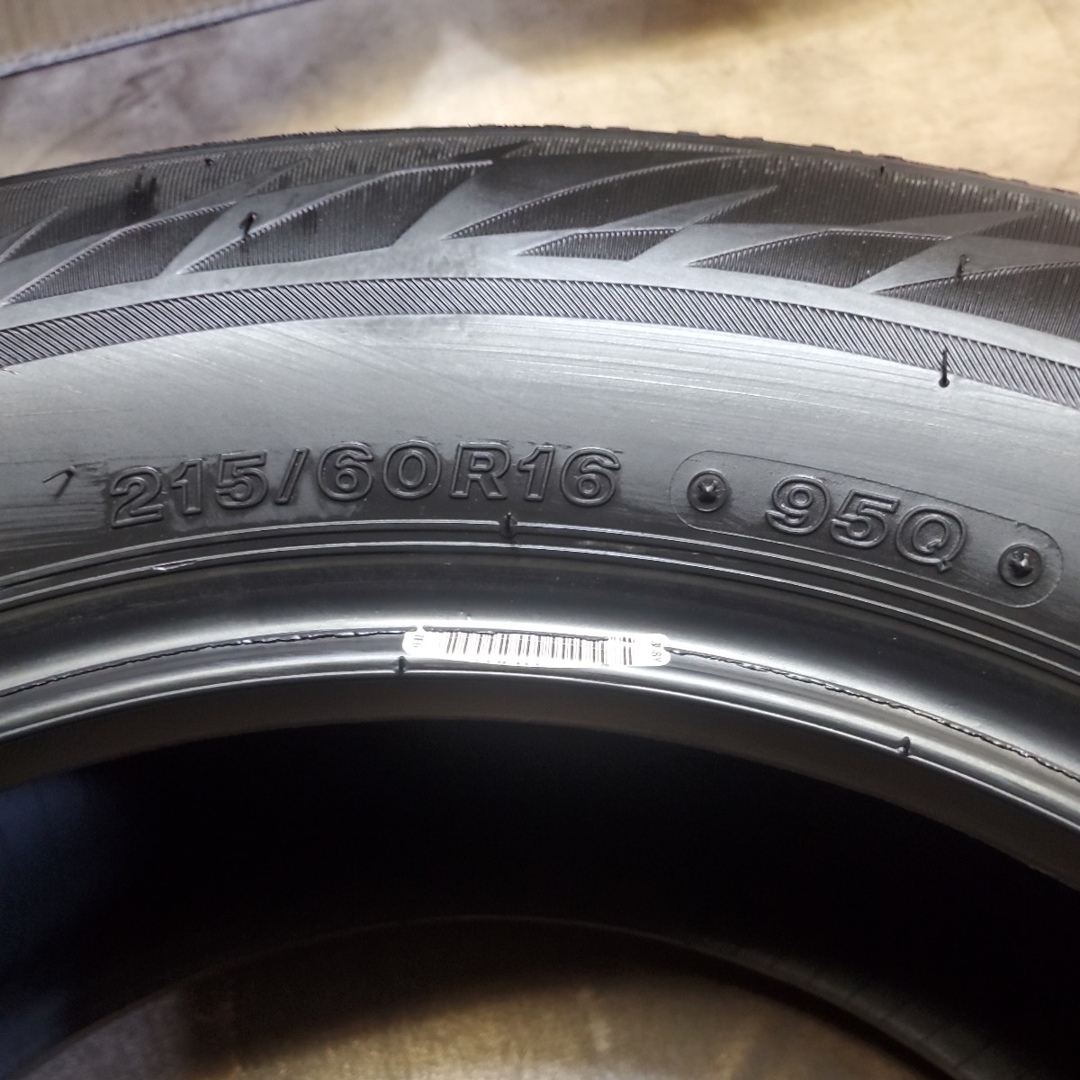 【完全売り切り】BRIDGESTONE ブリヂストン BLIZZAK ブリザック VRX2 215/60R16 95Q 18年製 スタッドレスタイヤ4本 残溝約7.9ミリ S89_画像8