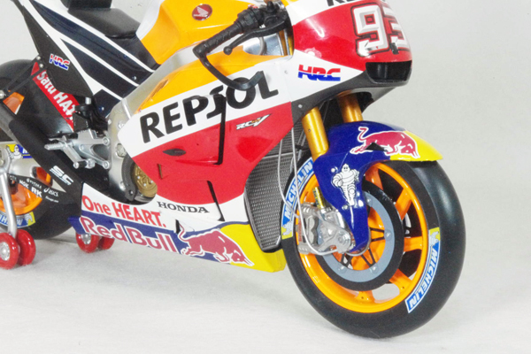 ● 1/12 ホンダ 〓 RC213V / マルク・マルケス 2017 MotoGP 〓 HONDA HRC_画像3