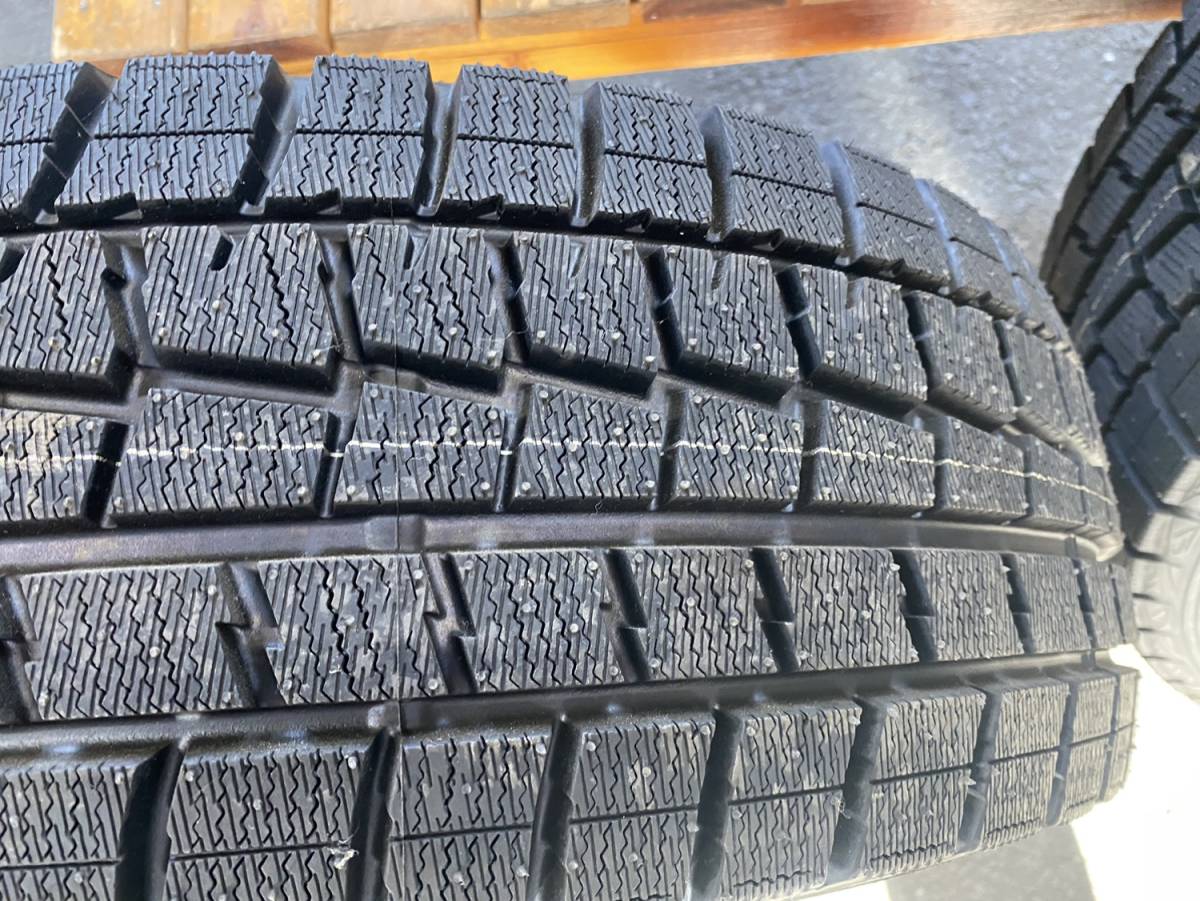 【C冬31】未使用品！バリ溝！　スタッドレスタイヤ4本セット　215/60R16　ダンロップ　ウィンターマックス01　2016年製造_画像7