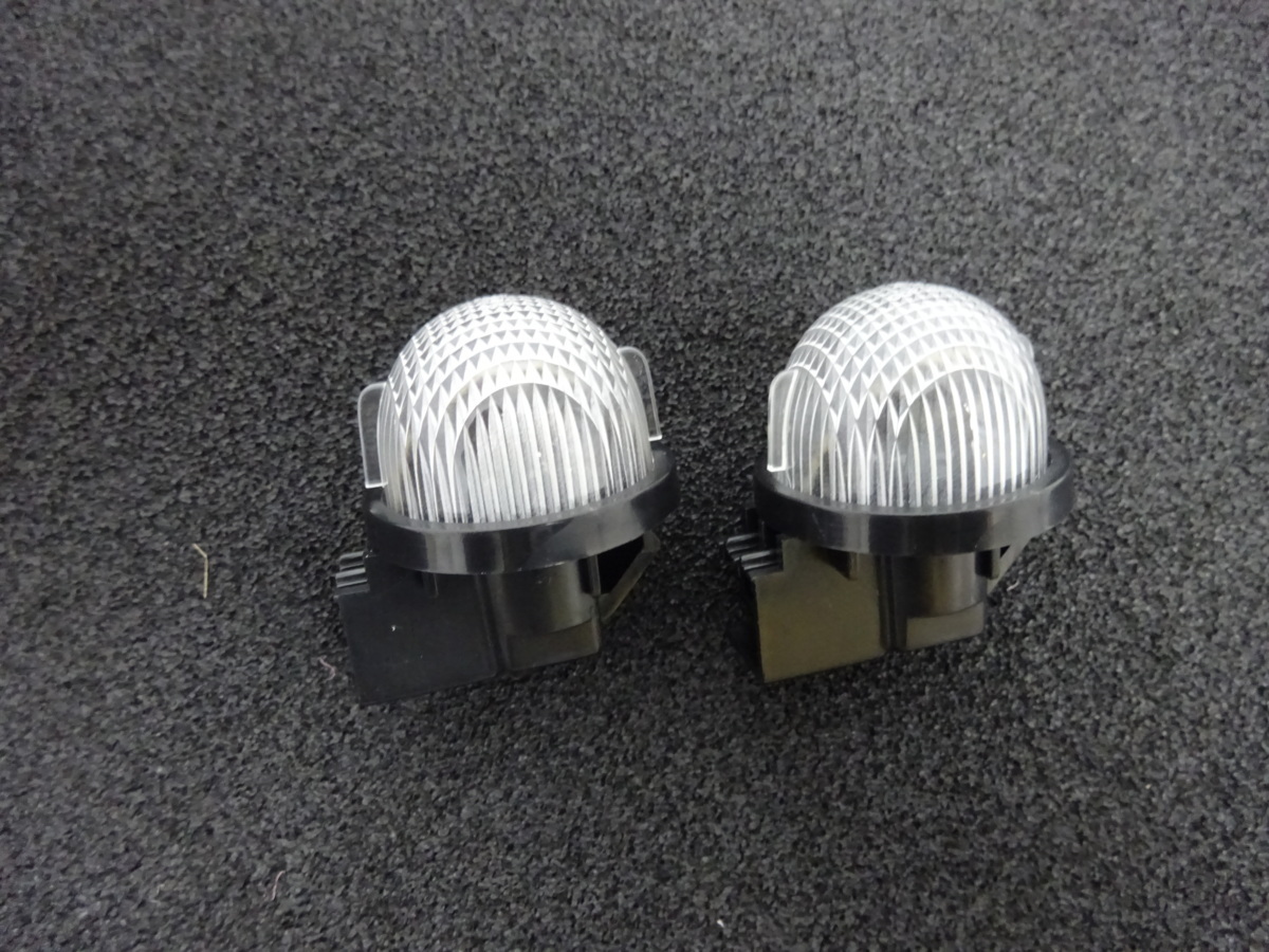 カプラーオン♪ LED ナンバー灯 ライセンス ランプ 交換式 エブリイ ワゴン DA52W DA62W DA64W DA17W バン DA52V DA62V DA64V DA17V_画像3