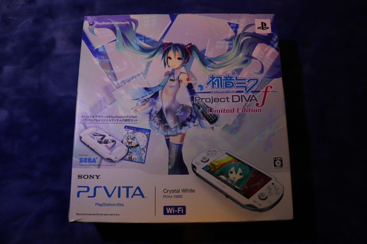 美品】PlayStation Vita 初音ミク Limited Edition Wi-Fiモデル 本体