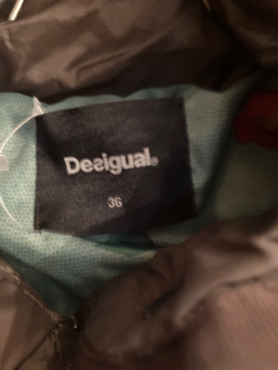 Desigual ダウンコート　デジグアル