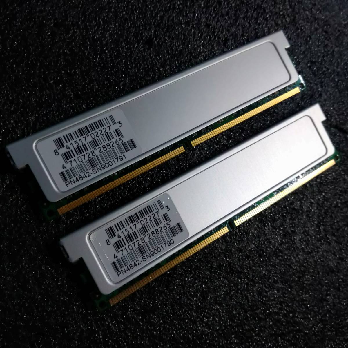 【中古】DDR2メモリ 4GB(2GB2枚組) GEIL GX24GB6400DC [DDR2-800 PC2-6400]_画像4