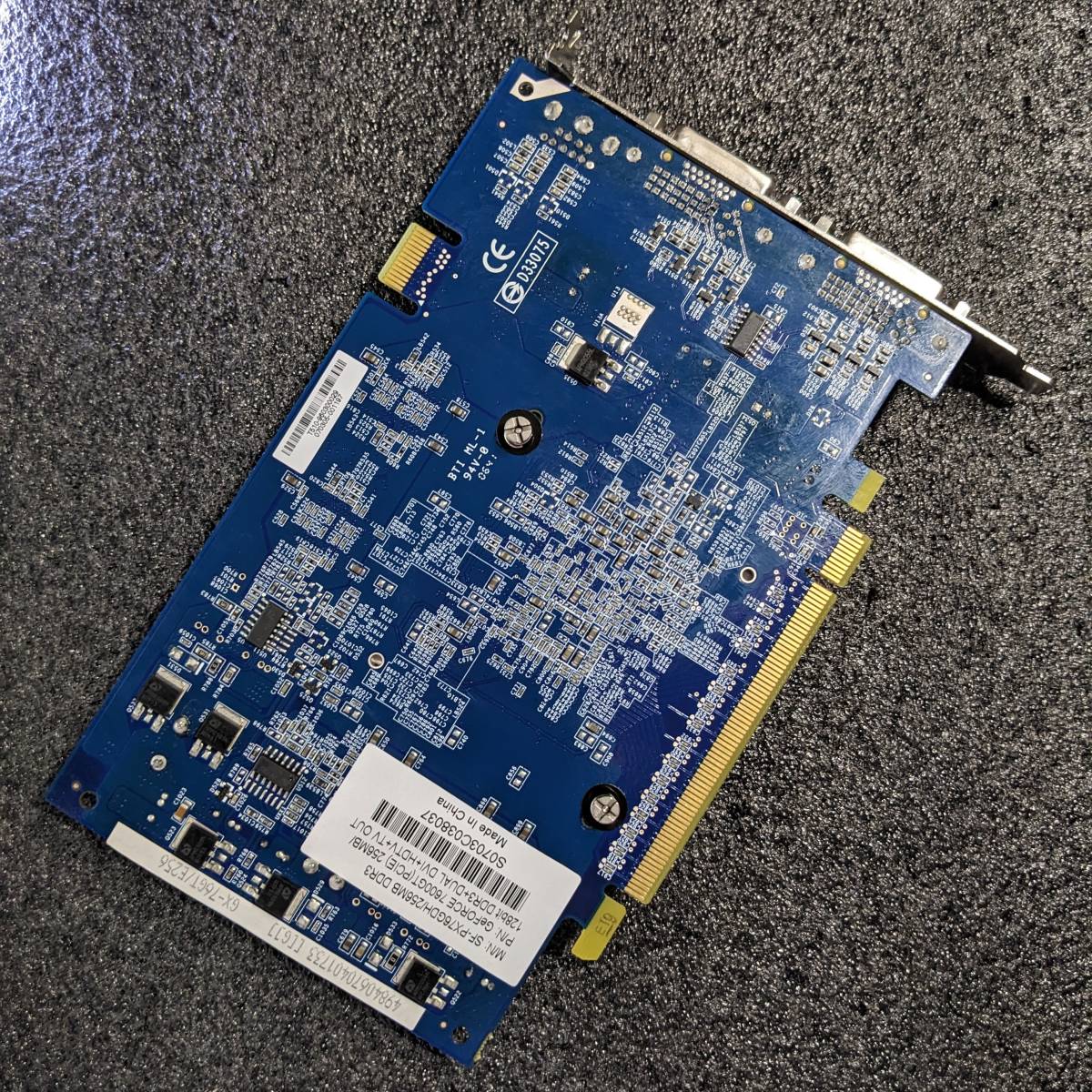 【新古品】BUFFALO GeForce7600GT搭載 GX-76GT/E256 [PCI Express x16 GDDR3 SDRAM256MB]_画像3