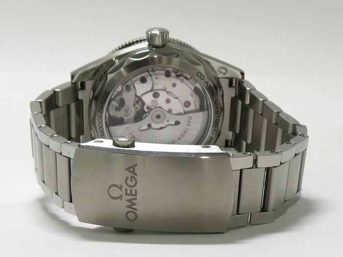 【中古】OMEGA シーマスター300 コーアクシャル クロノメーター 自動巻き SS ブルー文字盤 234.30.41.21.03.001の画像6