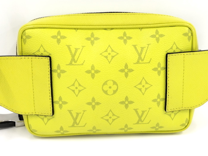 【中古】LOUIS VUITTON バムバッグ アウトドア ボディバッグ タイガラマ ジョーヌ イエロー M30251_画像2