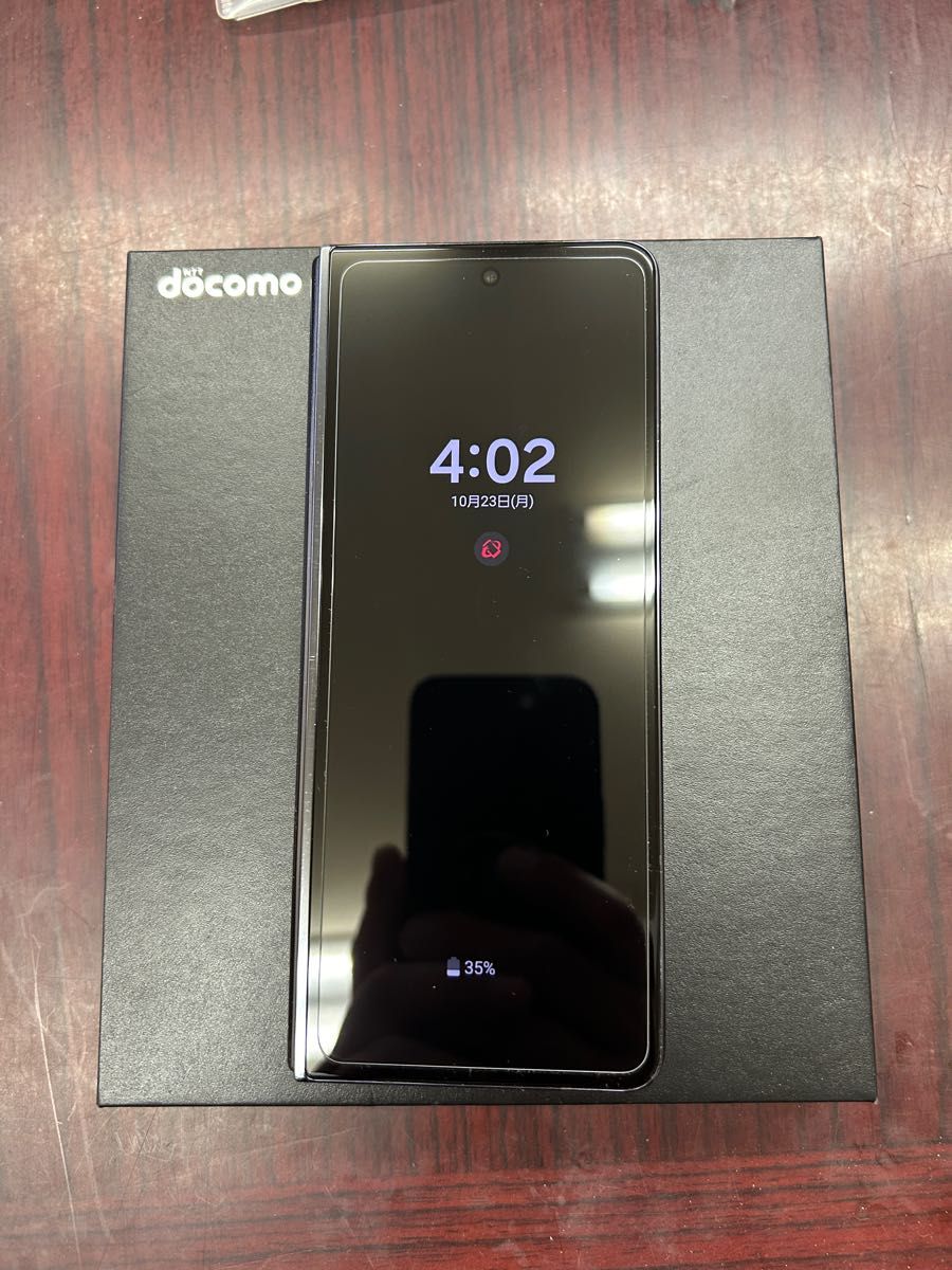 極美品 SAMSUNG Galaxy Z Fold 5 256GB docomo版 ファントムブラック