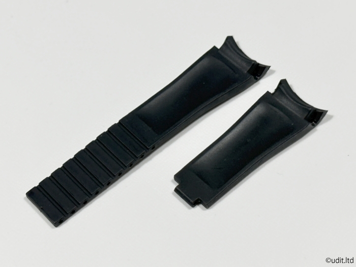 ラグ幅：20mm ラバーベルト ブラックブルー 腕時計ベルト バンド[ロレックス ROLEX 各モデル対応 サブマリーナ GMTマスター デイトナ] _裏面のデザインです。