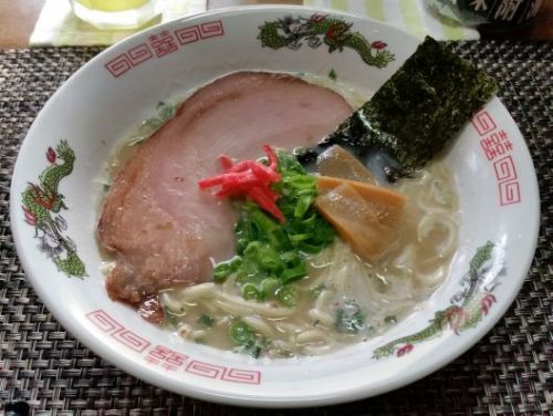  популярный NEW Kyushu .... ramen . дерево еда лук порей . кунжут масло . mild . свинья . суп рекомендация 1022 30