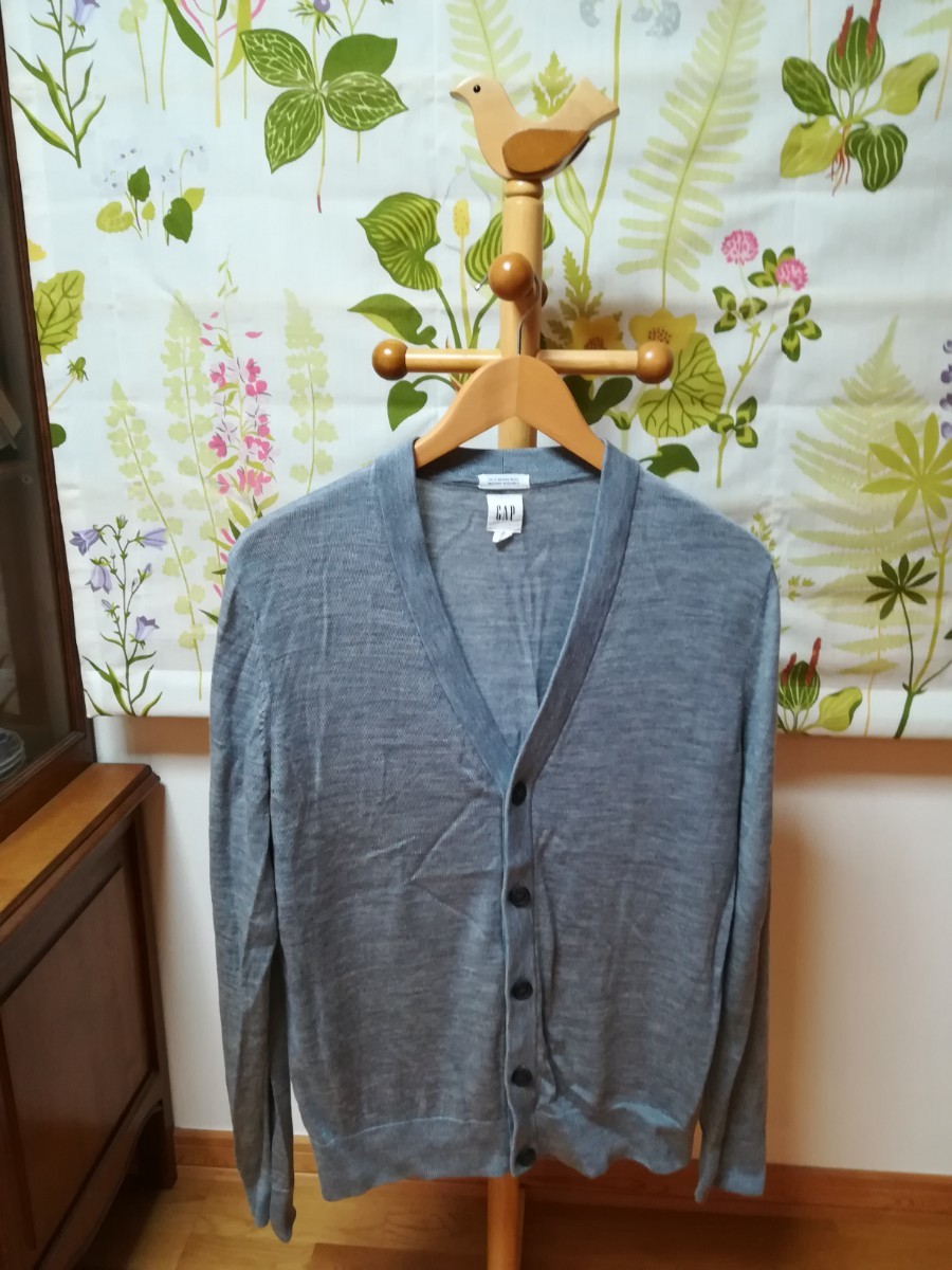 GAP(ギャップ)グレー色のメリノウールカーディガンMサイズ