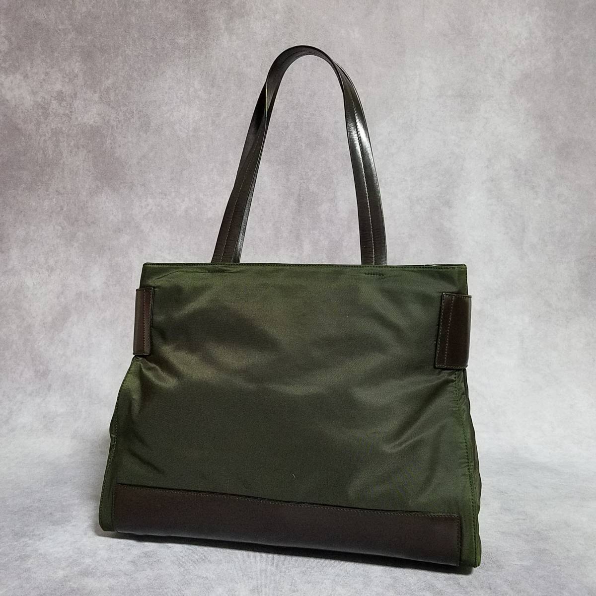 送料関税込◇PRADA パテント トートバッグ 良好】PRADA プラダ 正規品 ☆ ナイロン×パテントレザー トート