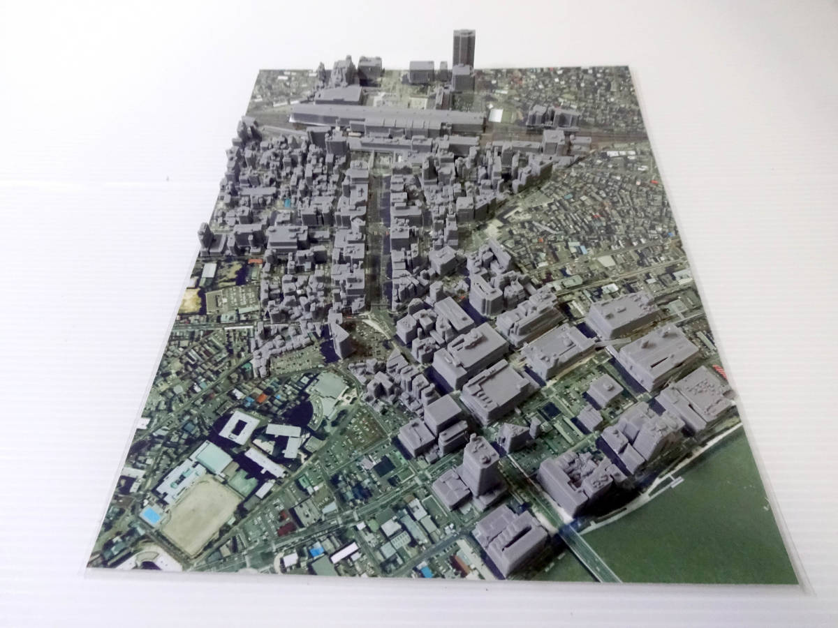 新潟駅周辺　国土交通省の整備した３D都市データを活用した都市模型　組立済　　スケール1/4000　(透明ケース付)　_画像3