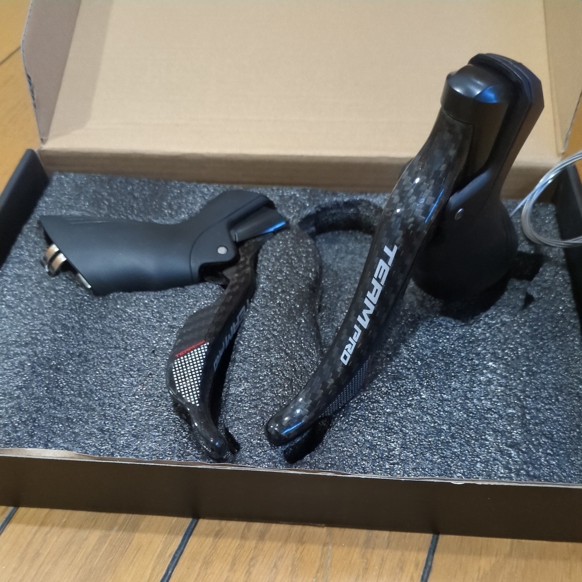 熱い販売 SENSAH TEAM シマノ11S互換 カーボンシフター PRO シフト