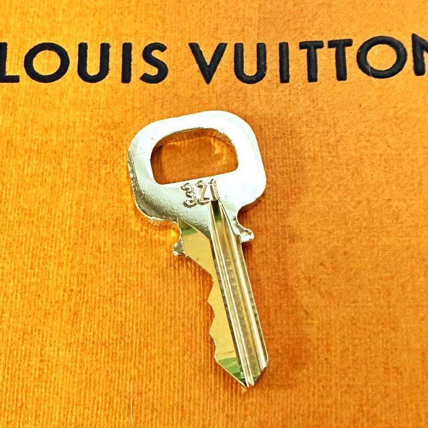 【送料無料】 ルイヴィトン 鍵 321番 LOUIS VUITTON パドロック用 カギ カデナ 南京錠 キーの画像1