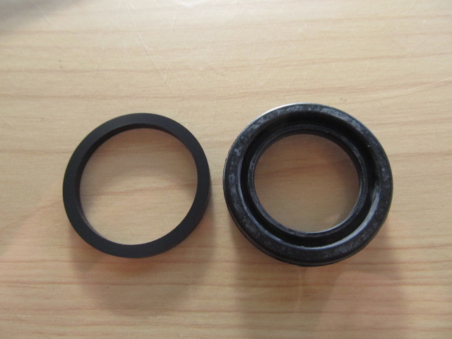  Kawasaki original rear caliper seal Balius ZZ-R250 KLE250 Anhelo KLE400 ZZR250