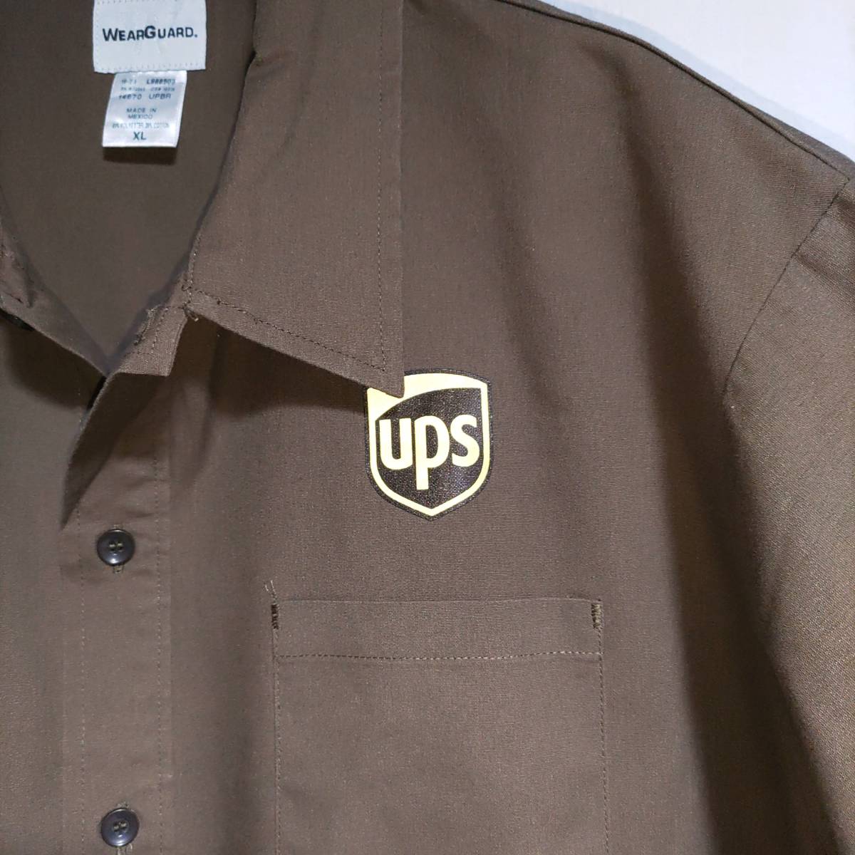 WEAR GUARD 半袖ワークシャツ size XL オーバーサイズ ブラウン ゆうパケットポスト可 胸 背中 プリント ロゴ UPS 古着 洗濯 プレス済 792_画像5