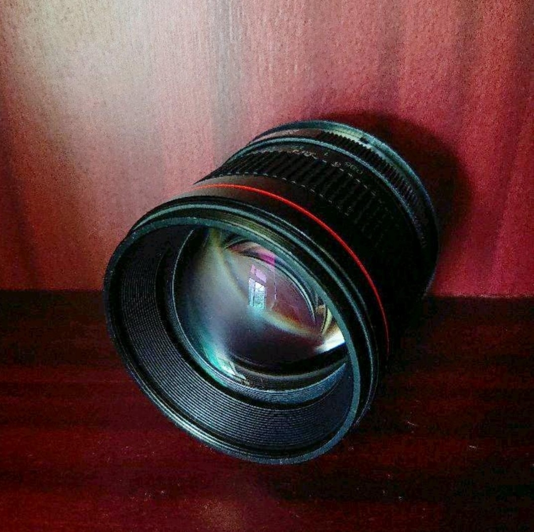 豊富なセール ヤフオク! 単焦点レンズ 明るい 透明感 立体感 ... - 85mm F1.8 正規品HOT