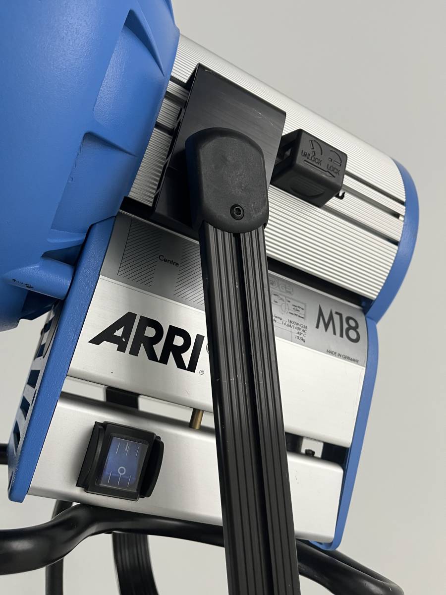 ARRI M18 HMIライト デイライトの画像2