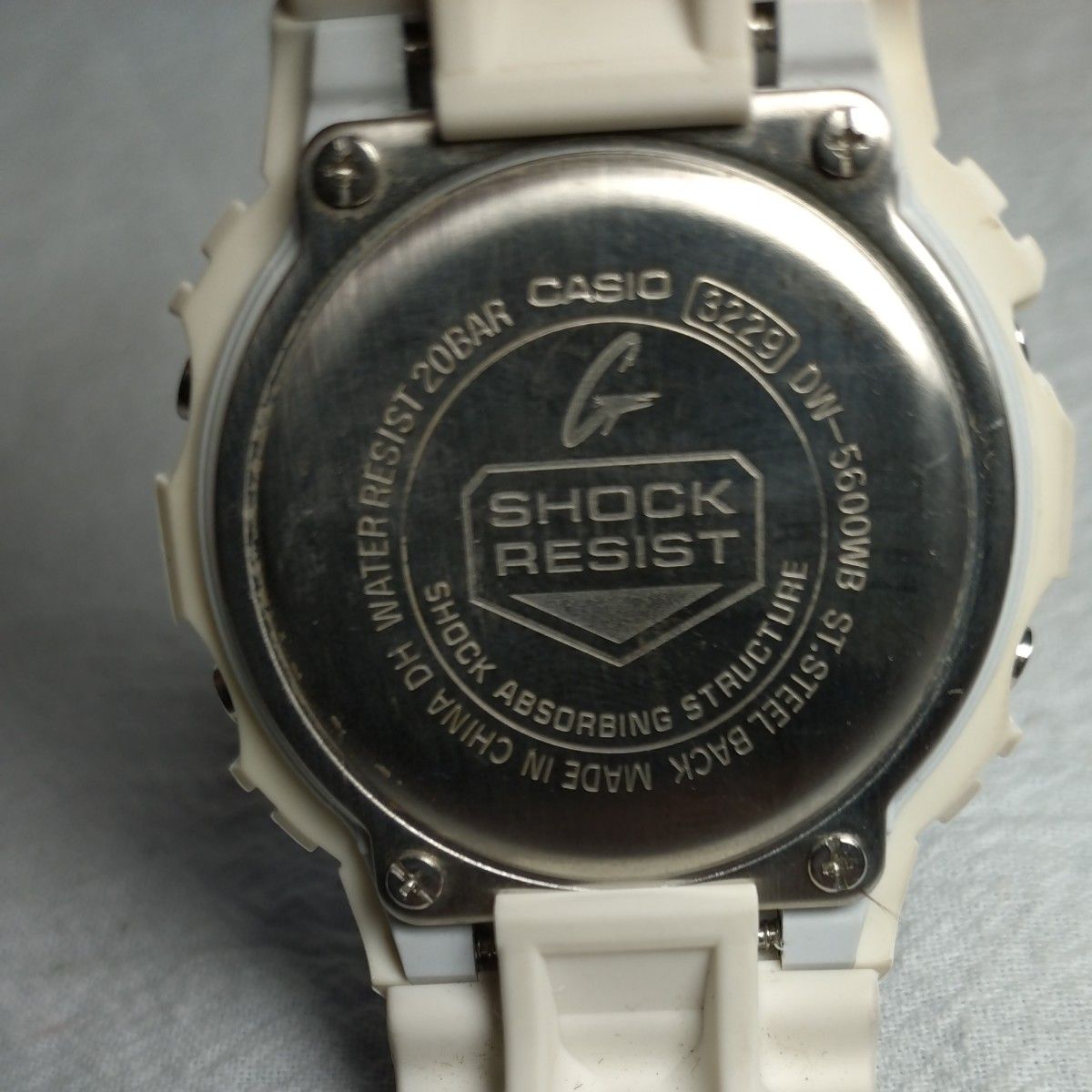 カシオ G-SHOCK DW-5600WB   デジタル腕時計　