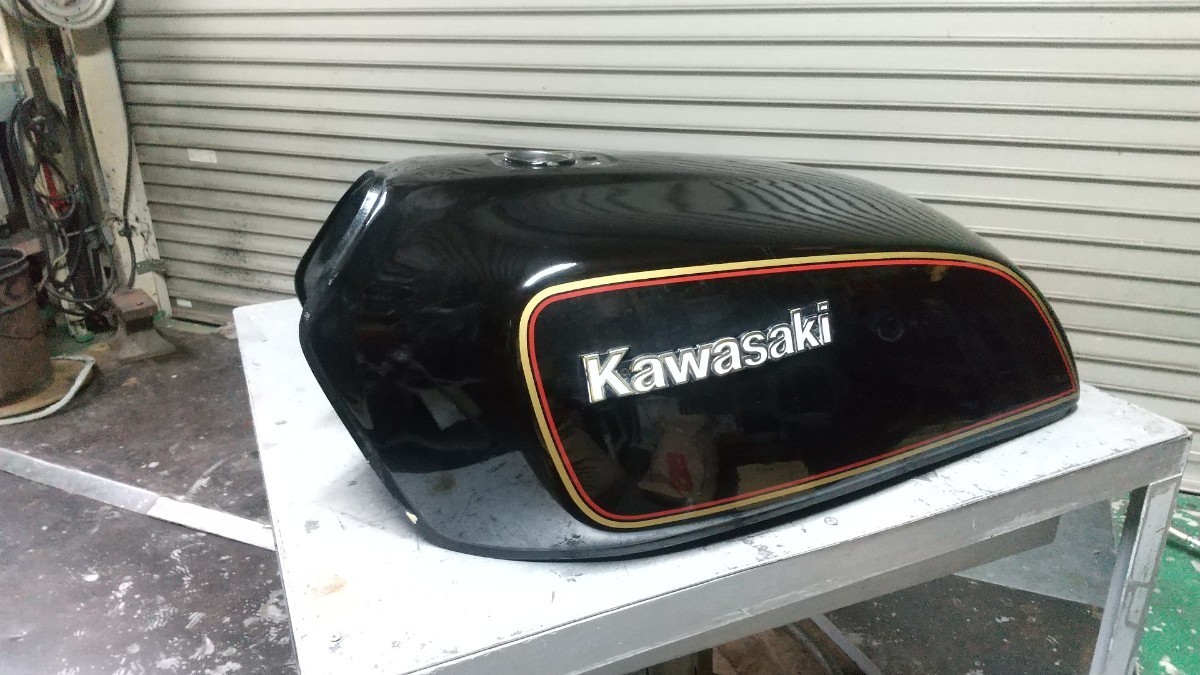 Kawasaki　Z1300　６気筒　純正タンク　純正塗装　艶あり　サビ無し　希少品　ｋｚ１３００_画像1