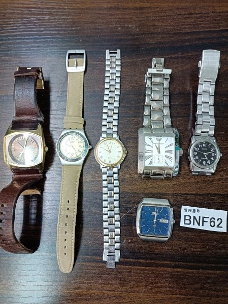 BNF62　腕時計　文字盤　部品取り　ジャンク品　おまとめ6点　swatch　SEIKOセイコー　REGUNO　など_画像1
