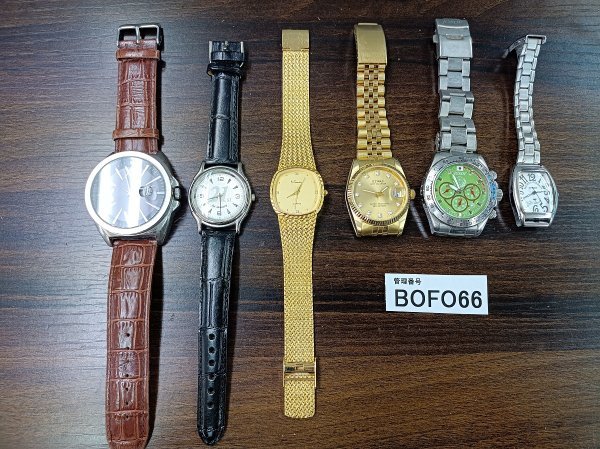 BOFO66　ジャンク品　部品取りに　時計　腕時計　メンズ　レディース　ETWASエトワス　マイケルジョルダン　など　おまとめ_画像1