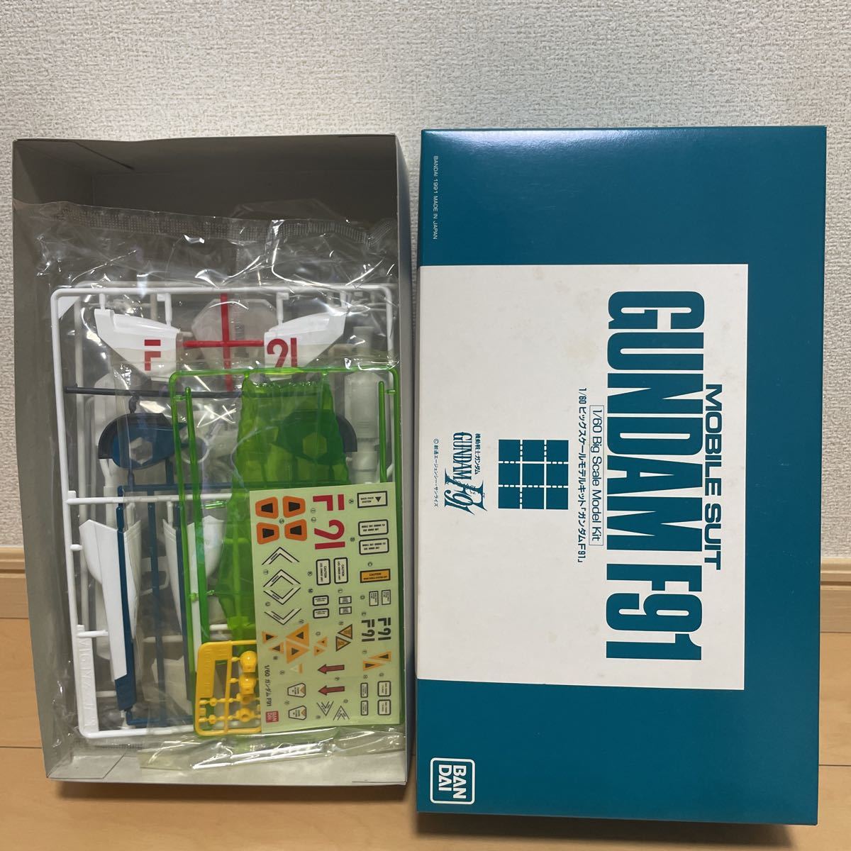 送料込 1/60 ビッグスケールモデルキット モビルスーツ ガンダム 送料込 1/60 ビッグスケールモデルキット モビルスーツ ガンダム