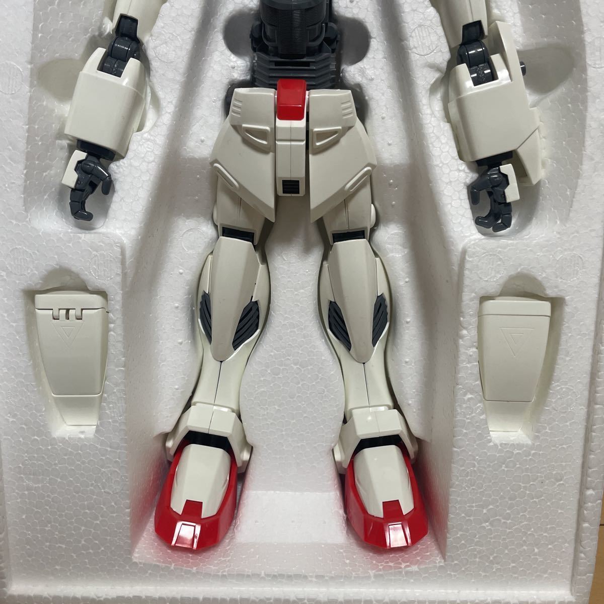 送料込 1/60 ビッグスケールモデルキット モビルスーツ ガンダム 送料込 1/60 ビッグスケールモデルキット モビルスーツ ガンダム