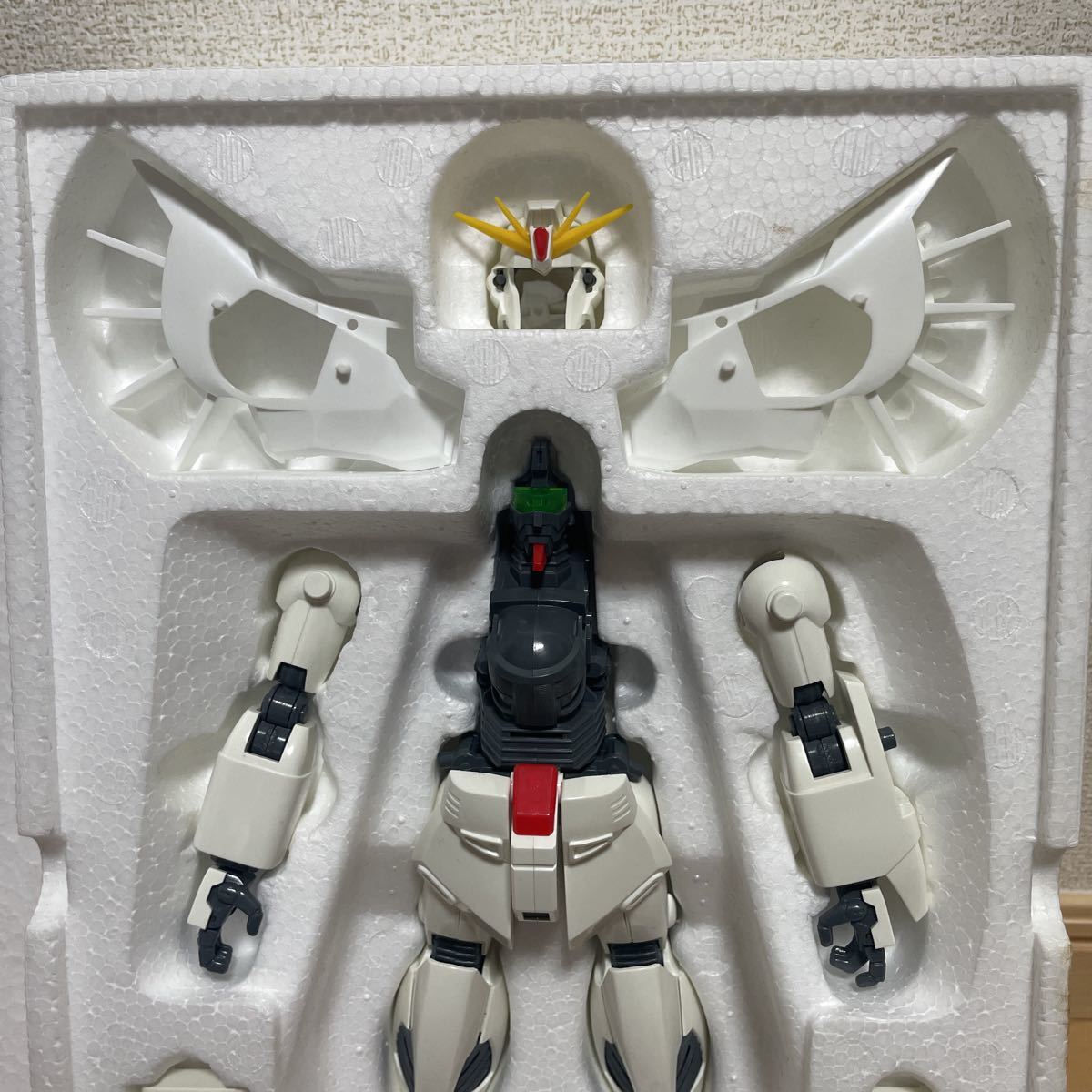 送料込 1/60 ビッグスケールモデルキット モビルスーツ ガンダム 送料込 1/60 ビッグスケールモデルキット モビルスーツ ガンダム