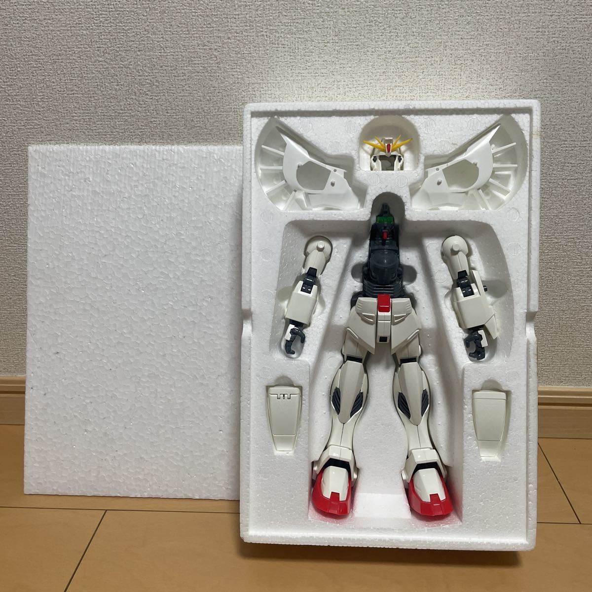 送料込 1/60 ビッグスケールモデルキット モビルスーツ ガンダム 送料込 1/60 ビッグスケールモデルキット モビルスーツ ガンダム
